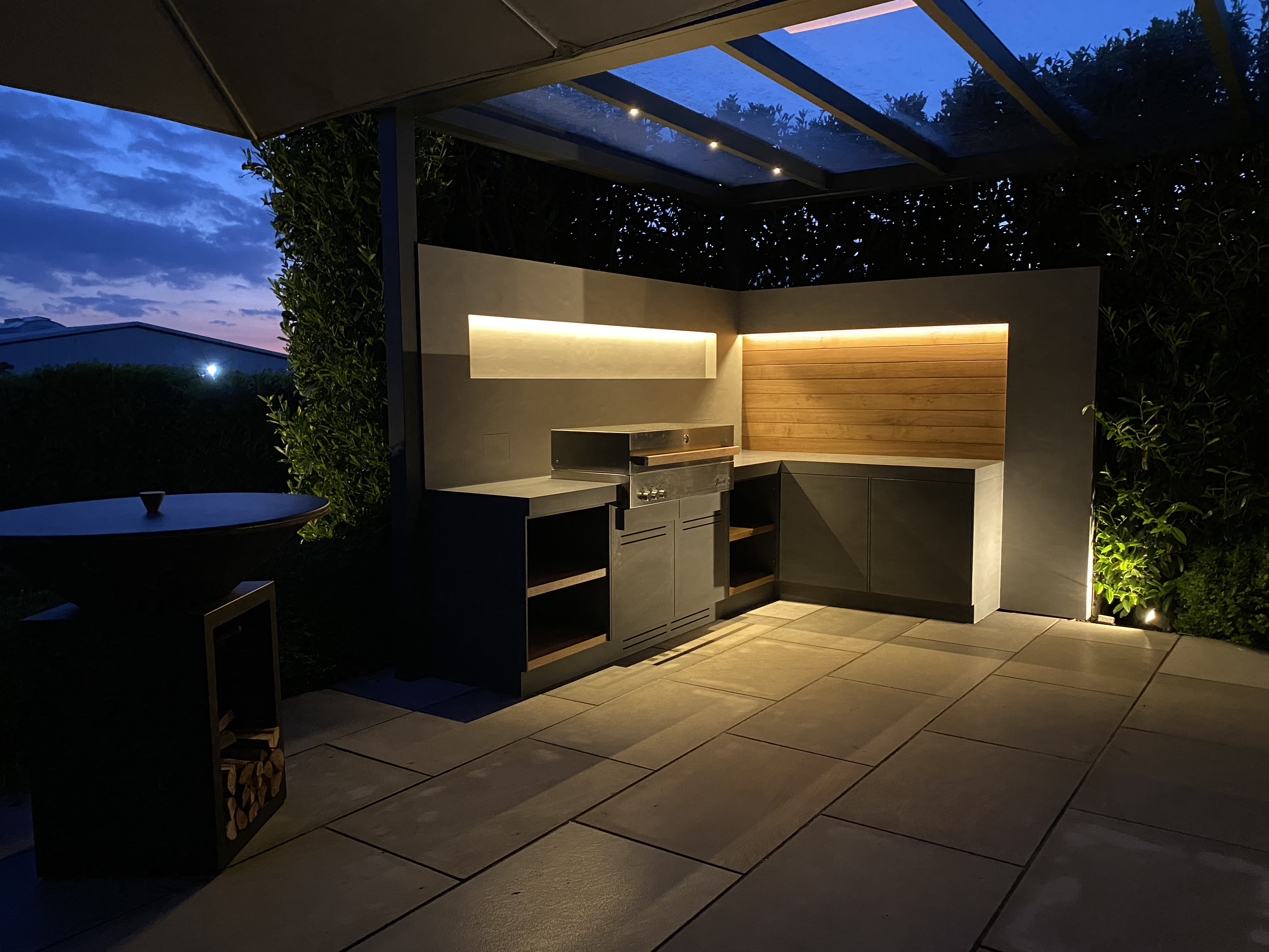 Outdoorküche Nacht